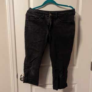 Black Capri Jeans